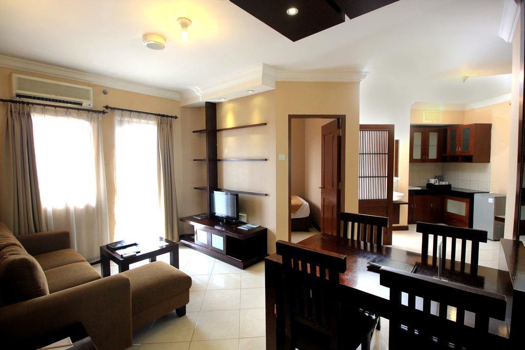 בנדונג The Majesty Hotel מראה חיצוני תמונה