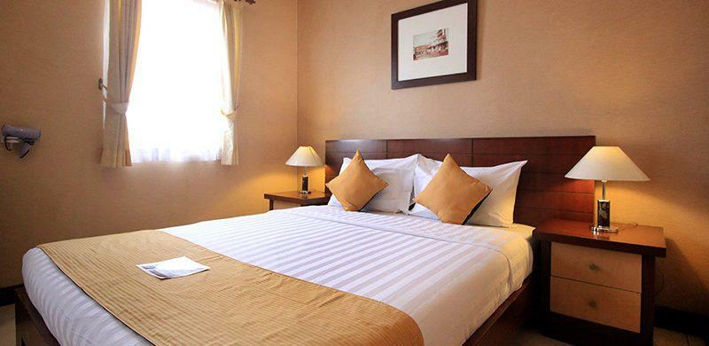 בנדונג The Majesty Hotel מראה חיצוני תמונה